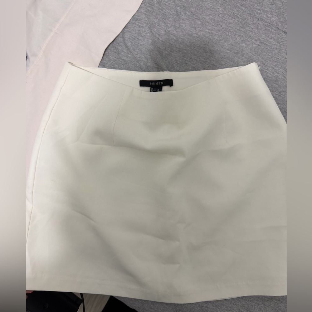 Forever 21 Women's White Mini Skirt